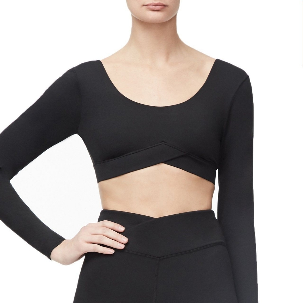 🆕 Good American long-sleeve compression crop top / workouts & festival season